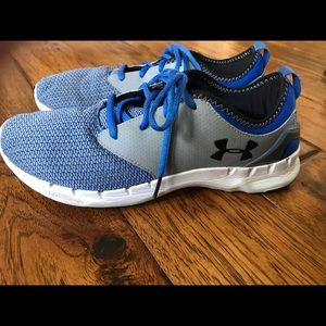 Men’s Under Armour Tennis Shoes size 8 1/2 (8.5)